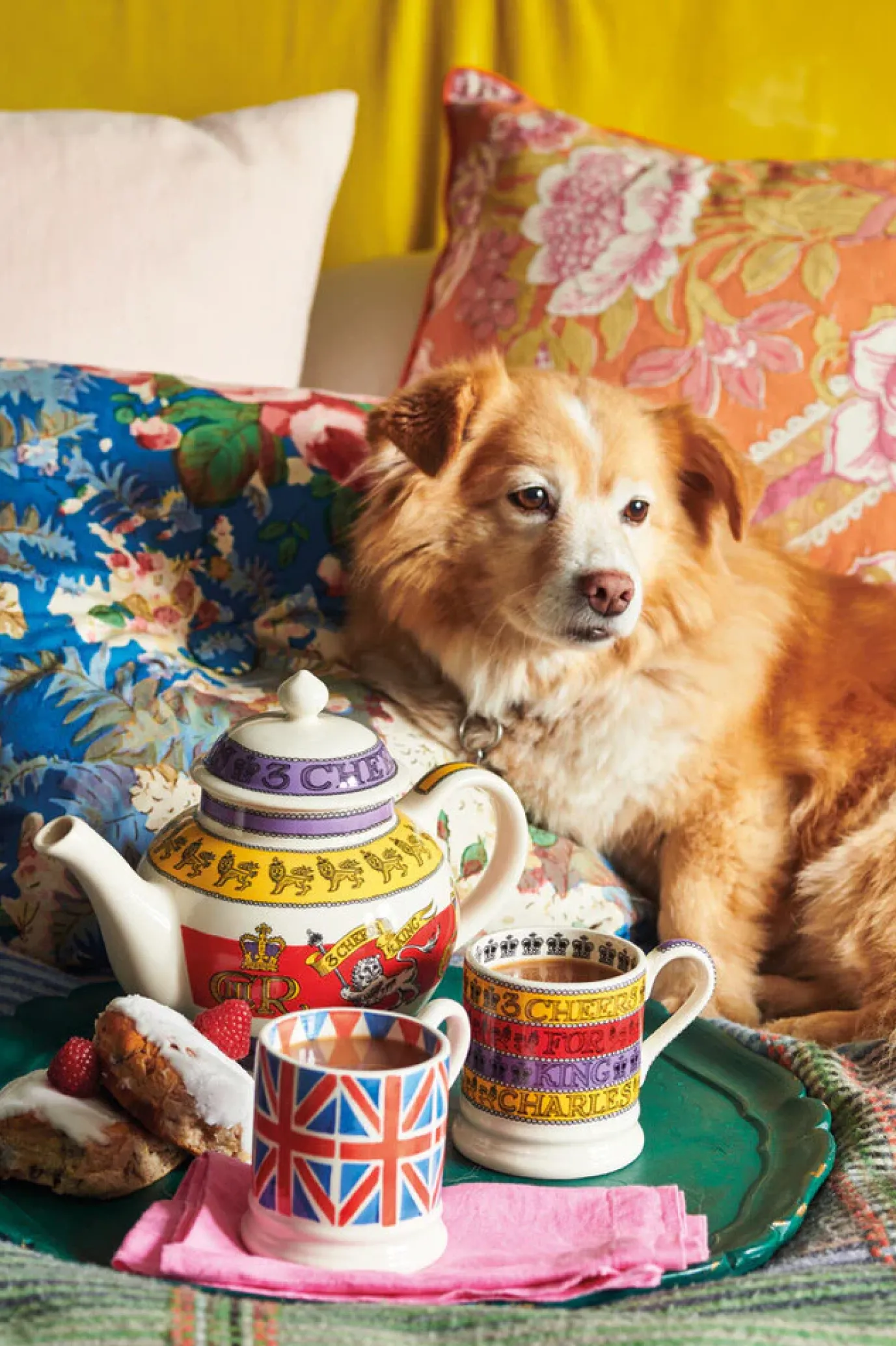 3 Cheers for King Charles III 4 Mug Teapot