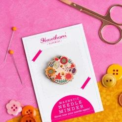 Autumn Leaves Magnetic Needle Holder
