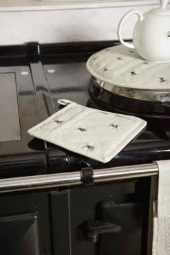 Bees Pot Grab