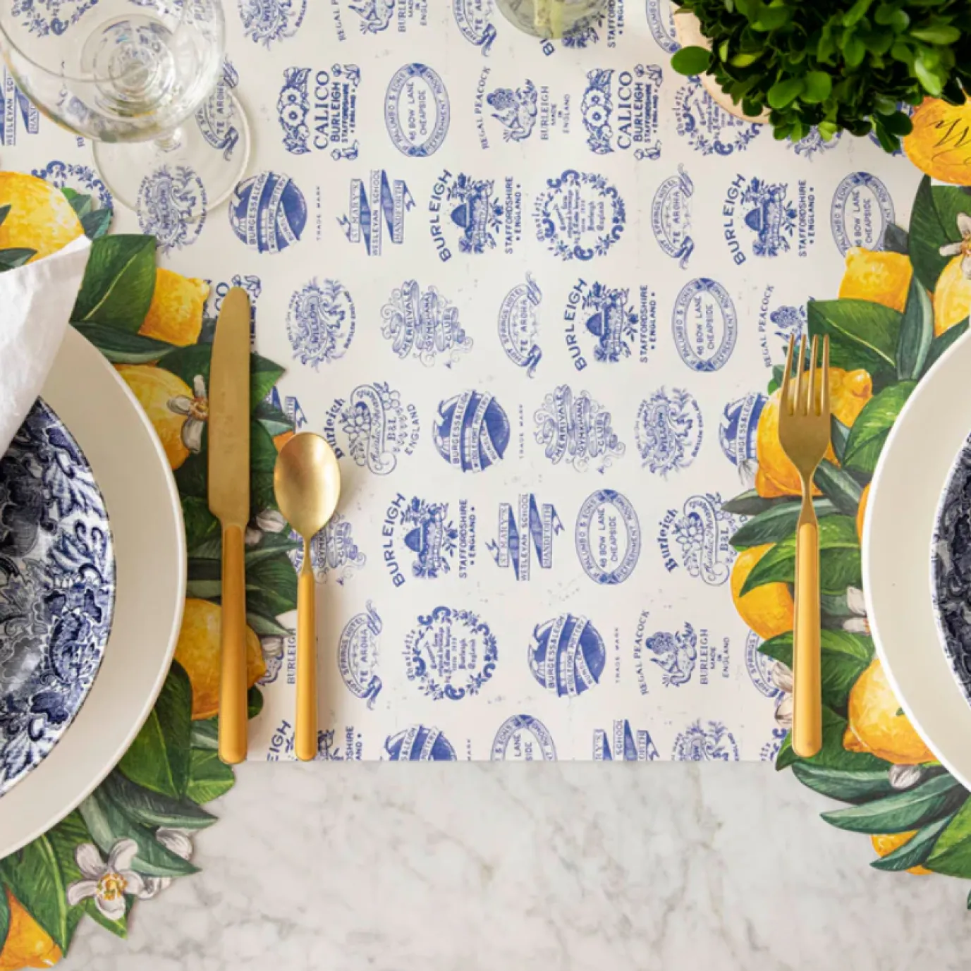 Burleigh Heritage Paper Table Runner