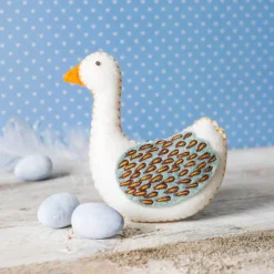 Goose-a-Laying Felt Craft Mini Kit