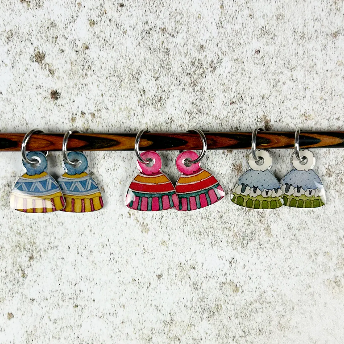 Hats Set of 6 Crochet Markers in a Pocket Tin