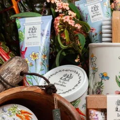 Heathcote & Ivory In The Garden Exfoliating Hand Wash