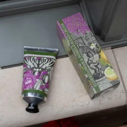 Kew Gardens Elderflower & Pomelo Hand Cream