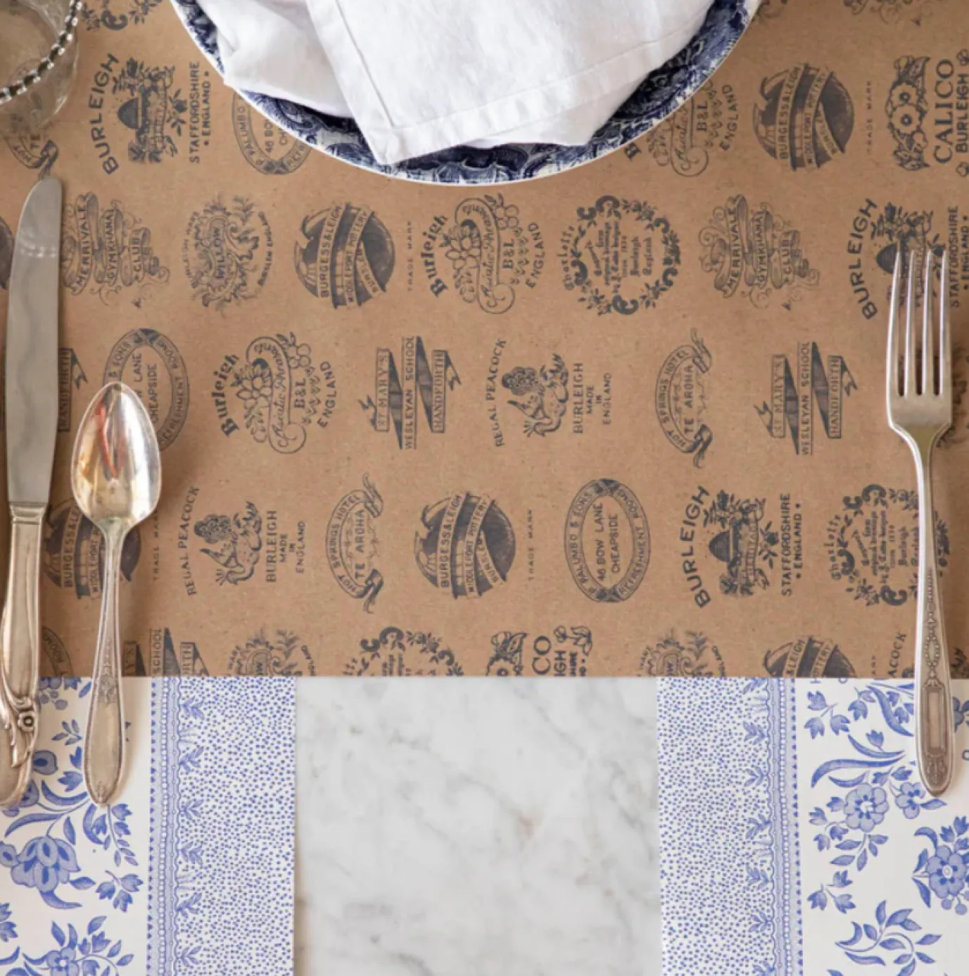 Kraft Burleigh Heritage Paper Table Runner