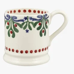 Mistletoe Garland 1/2 Pint Mug