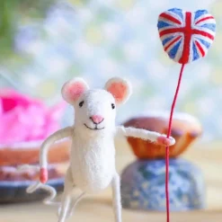 Mouse with Union Jack Balloon