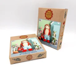 Mr. Hedgehog Gardener Felt Craft Mini Kit