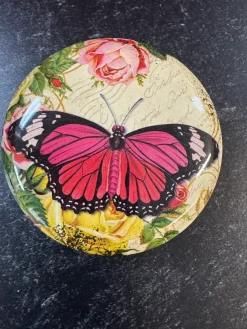 Nostalgia Mini Round Tins