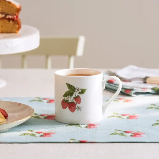 Strawberries Solo Mug
