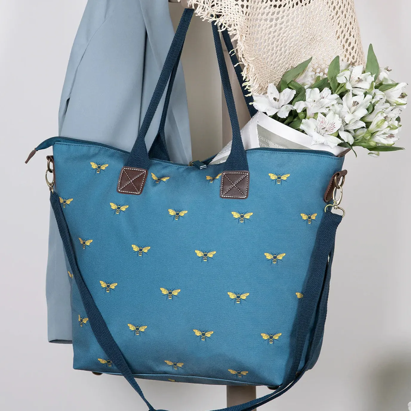 Teal Bees Standard Oundle Bag